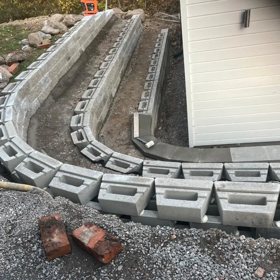 bygga stödmur bromma villa